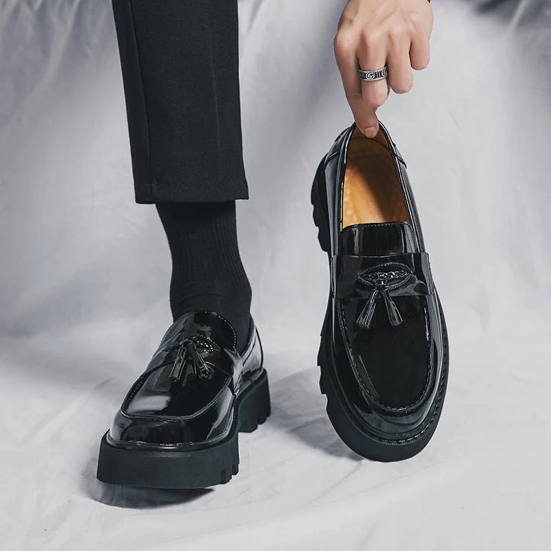 Mocassins en cuir vernis noir à plateforme pour homme