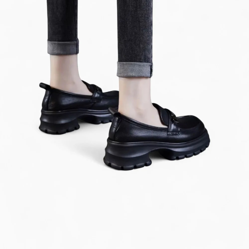 Mocassins noirs à plateforme pour femme