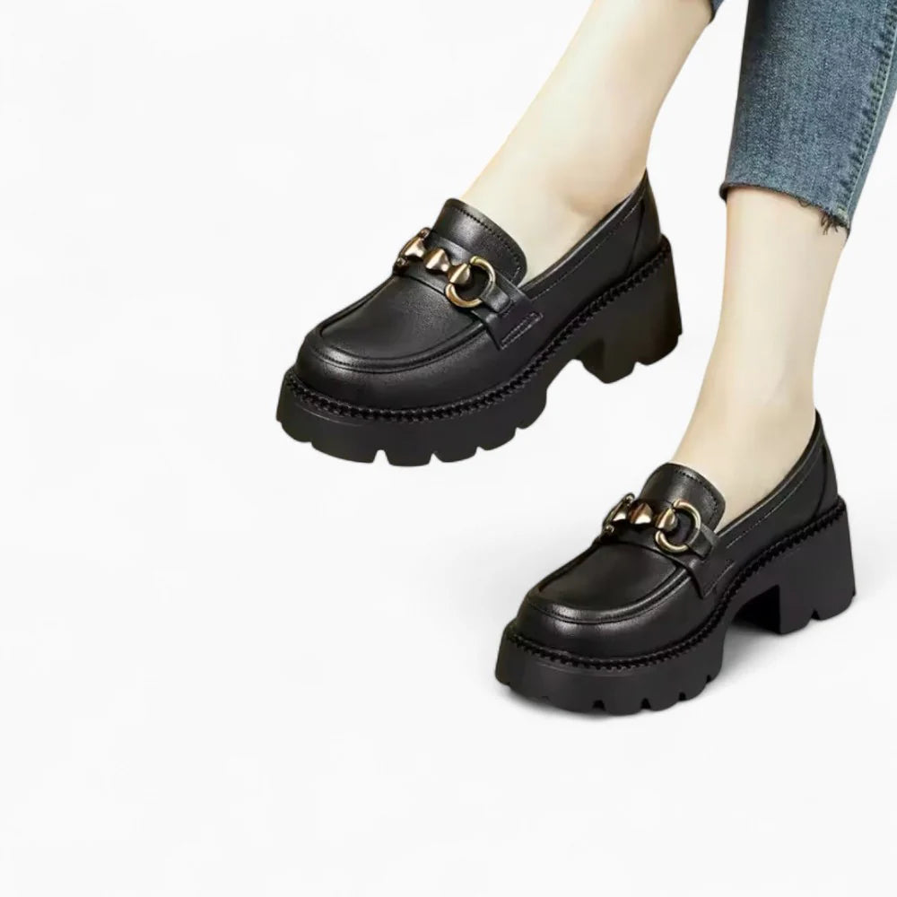 Mocassins noirs à talon style british pour femme
