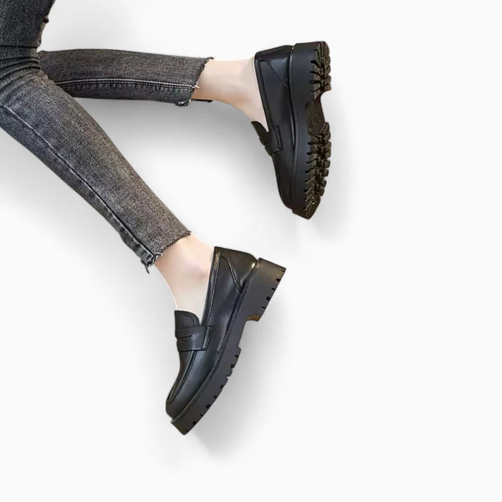 Mocassins en cuir noir à plateforme pour femme