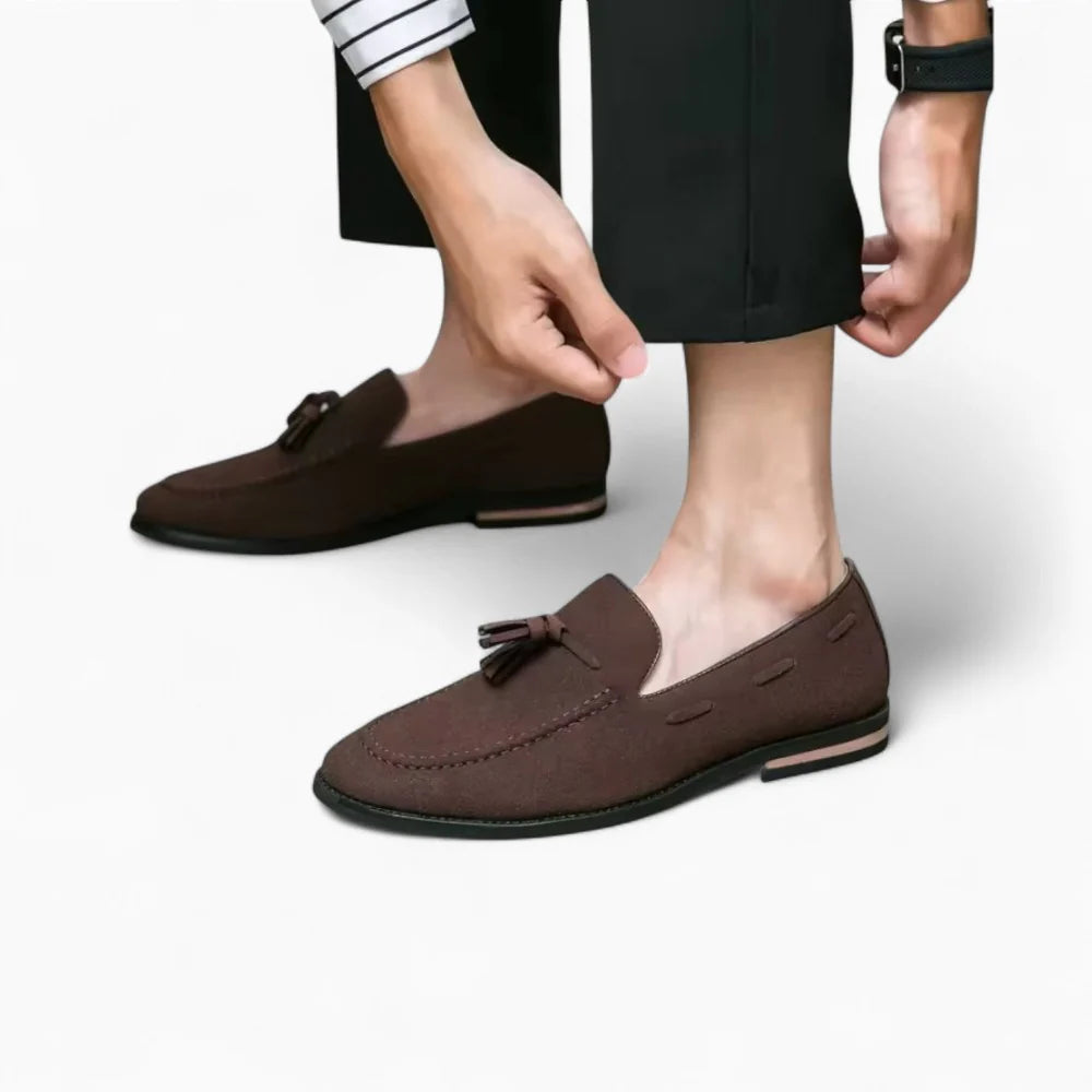 Mocassins homme en daim marron à gland
