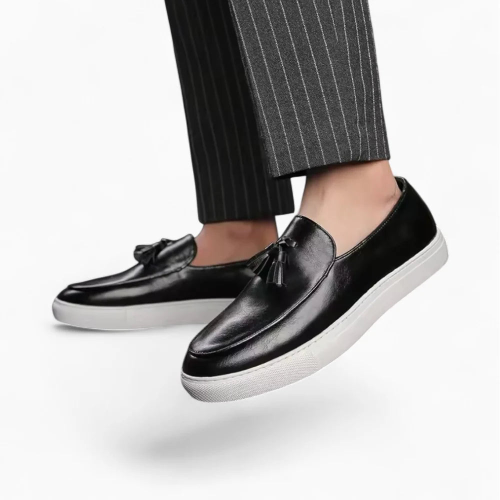 Mocassins à gland en cuir noir pour homme