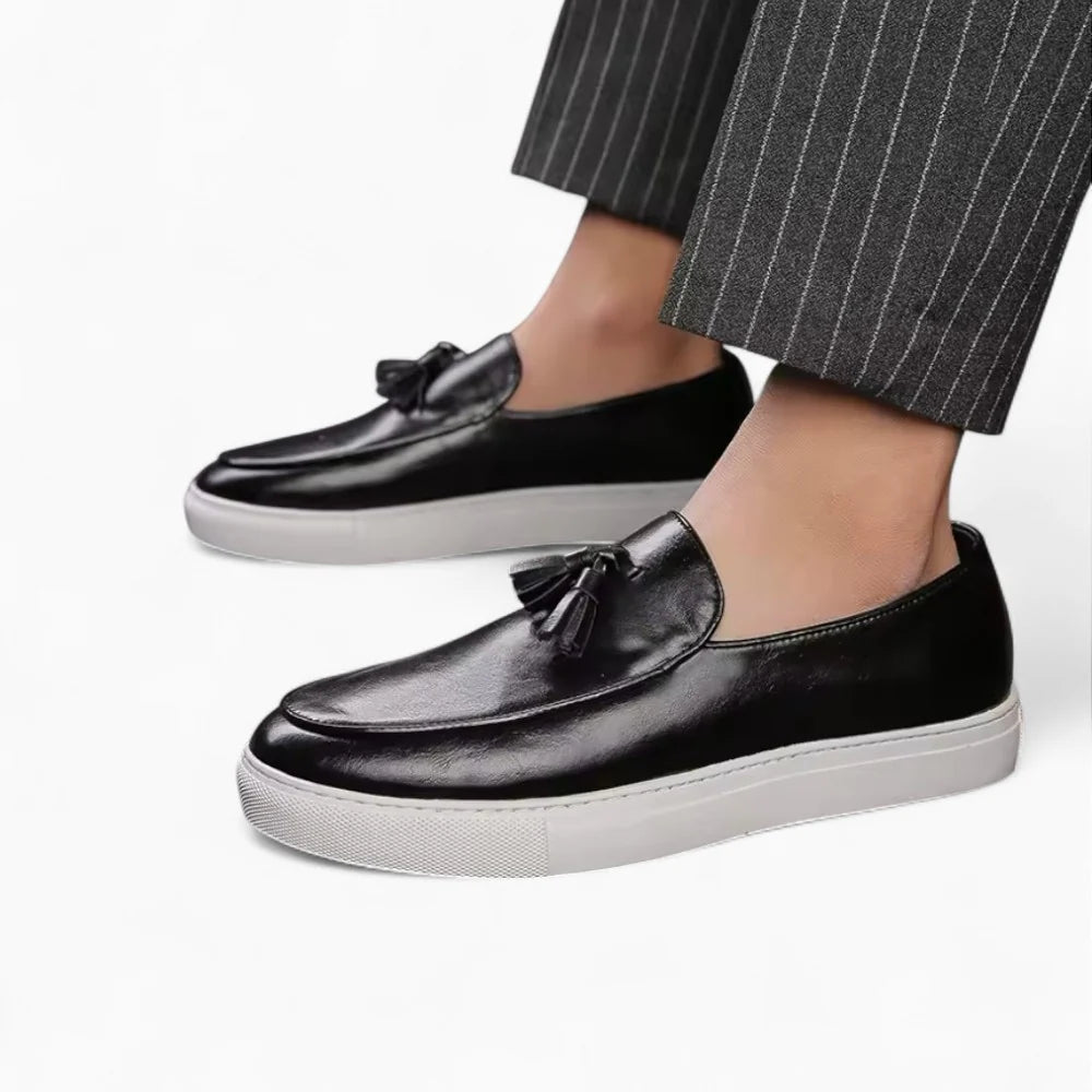 Mocassins à gland en cuir noir pour homme