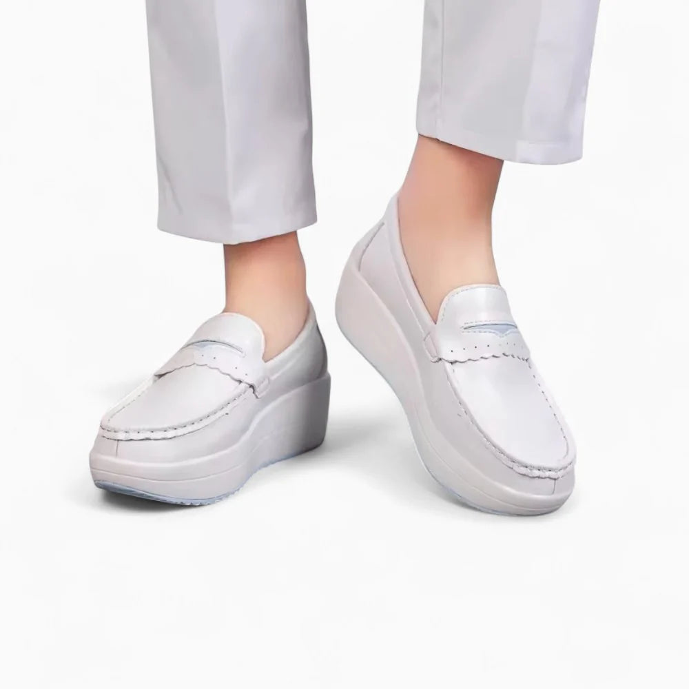 Mocassins compensés blancs pour femme