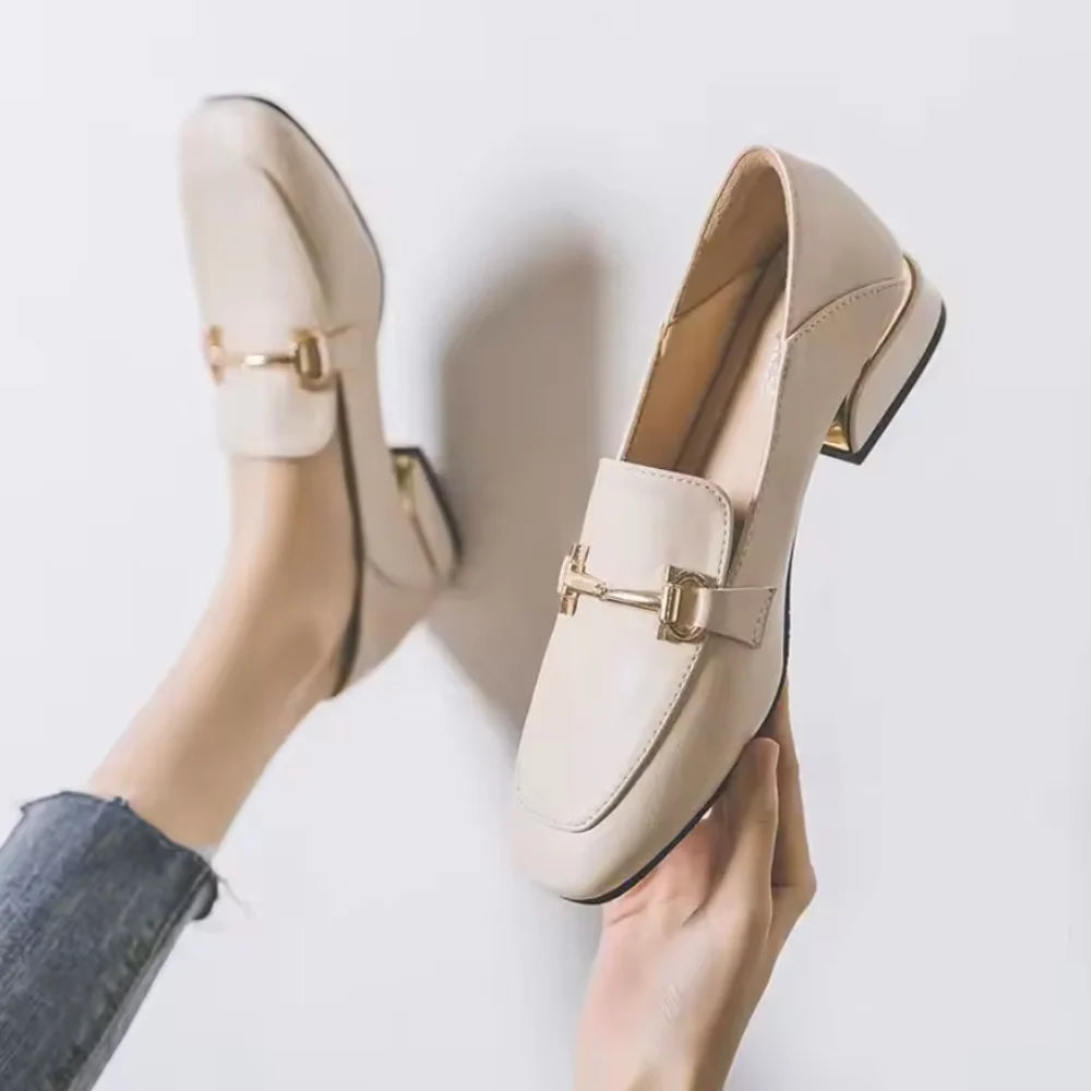 Mocassins beige à talon femme
