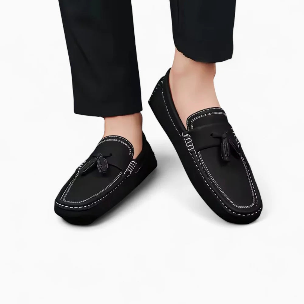 Mocassins bateau noirs à gland pour homme